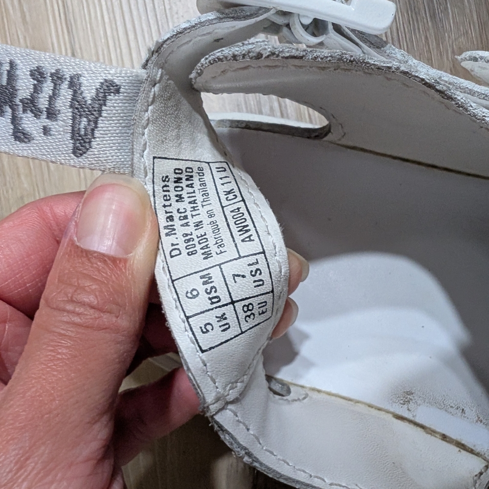 Dr. Martens  Mono Soft Leather Fisherman Sandals - Picture 5 of 5